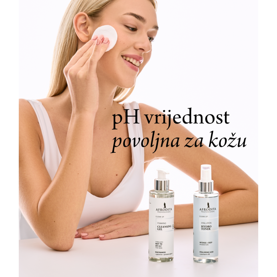 Tonik s hijaluronom – nanošenje na lice