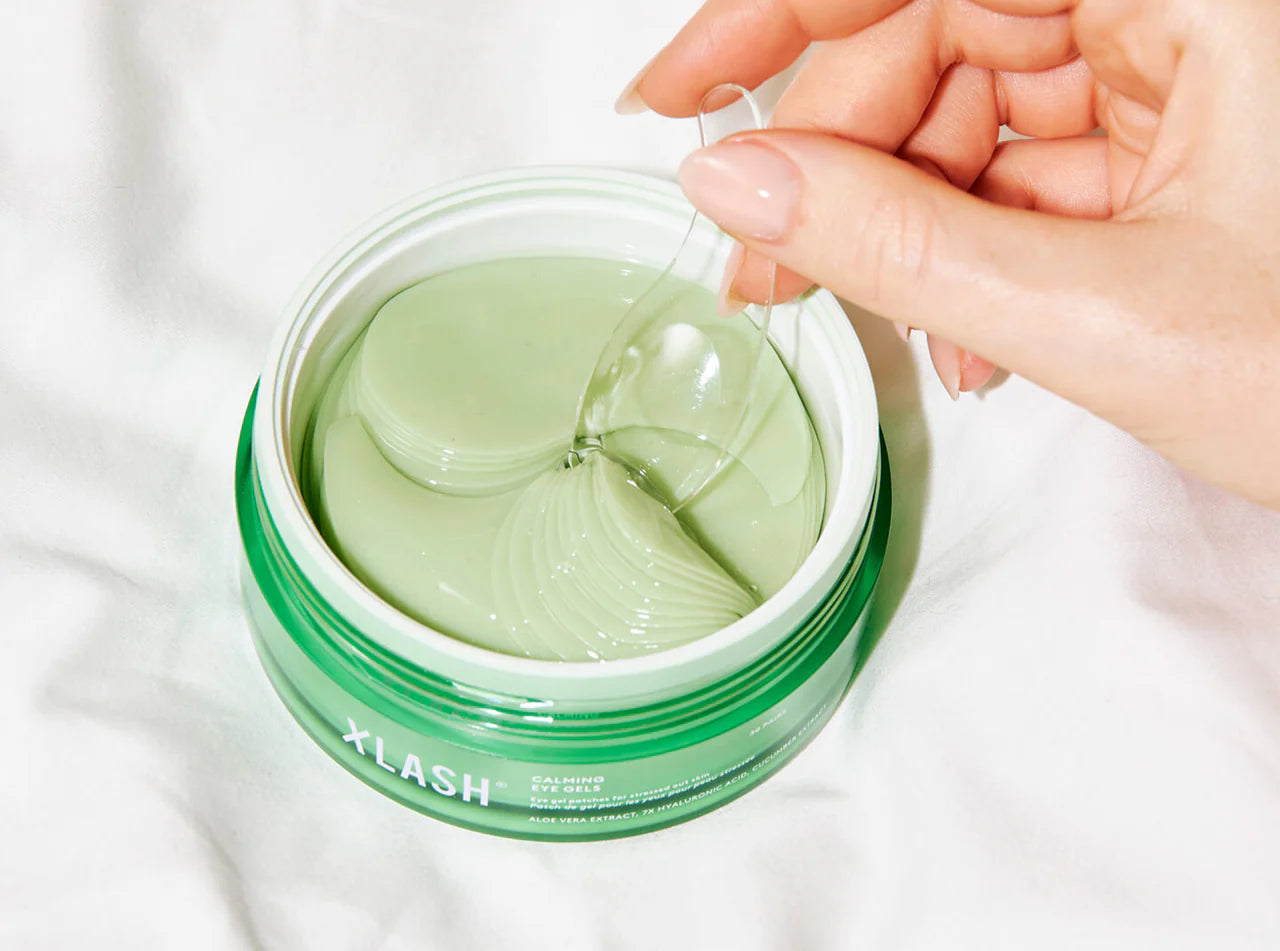 Otvorena posudica XLASH Calming Eye Gels sa špatulicom