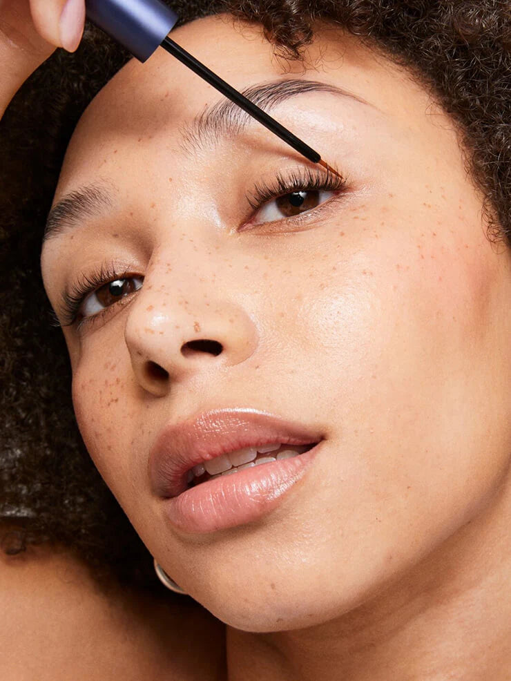 Model koristi XLASH serum