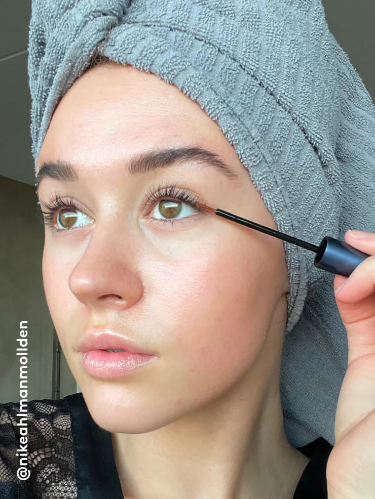 Model koristi XLASH serum